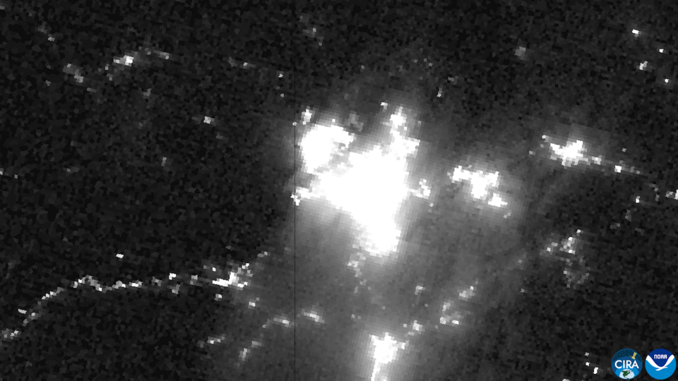 Hawk Fire Burns Near Reno, Nevada (CIRA 2026-08-23 - nb hawkfire nolabels0).png