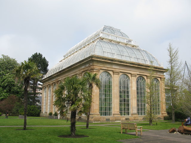 Palm House and Glasshouses Entrance, Royal Botanic Garden, Edinburgh - geograph.org.uk - 5374152.jpg