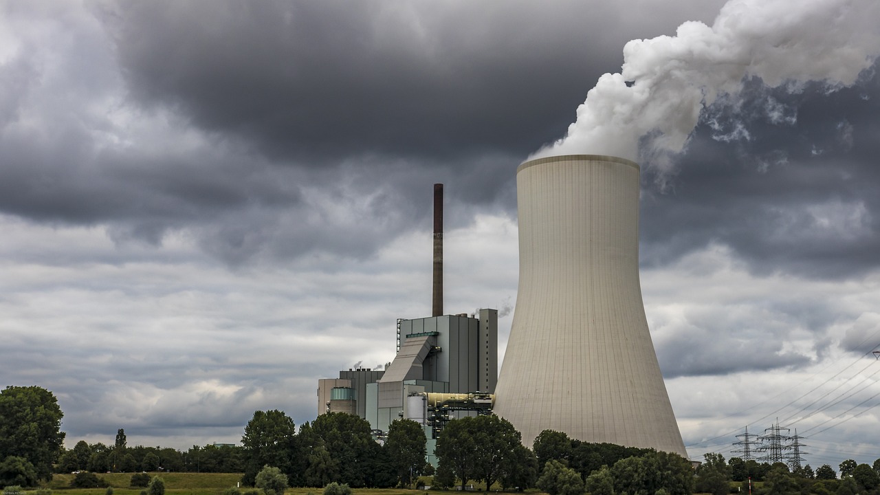 power plant, cooling tower, coal-fired power station, chimney, electricity, environment, technology, industrial plant, environmental pollution, factory, nature, steam, clouds, power supply, power generation, energy generation, environmental protection