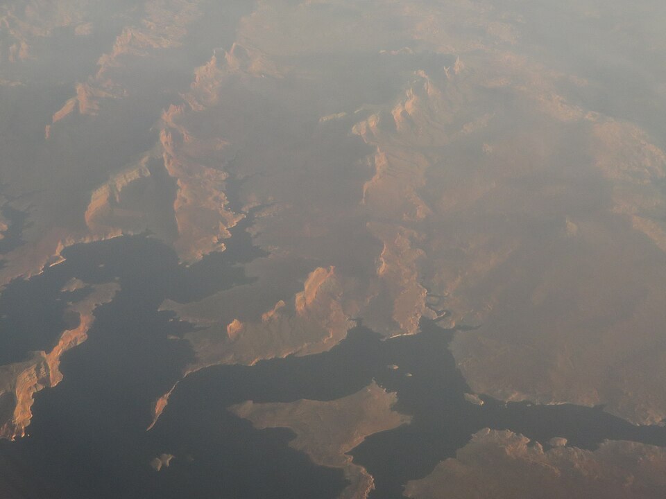 Crossing of the Fathers Area, Lake Powell, Navajo Nation, Utah-Arizona (15829501808).jpg