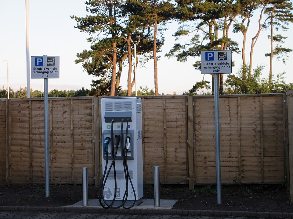 Electric car charging station, St.Andrews - geograph.org.uk - 5178856.jpg — "Electric car charging station, St.Andrews - geograph.org.uk - 5178856.jpg" by Scott Cormie, CC BY-SA 2.0, via Wikimedia Commons