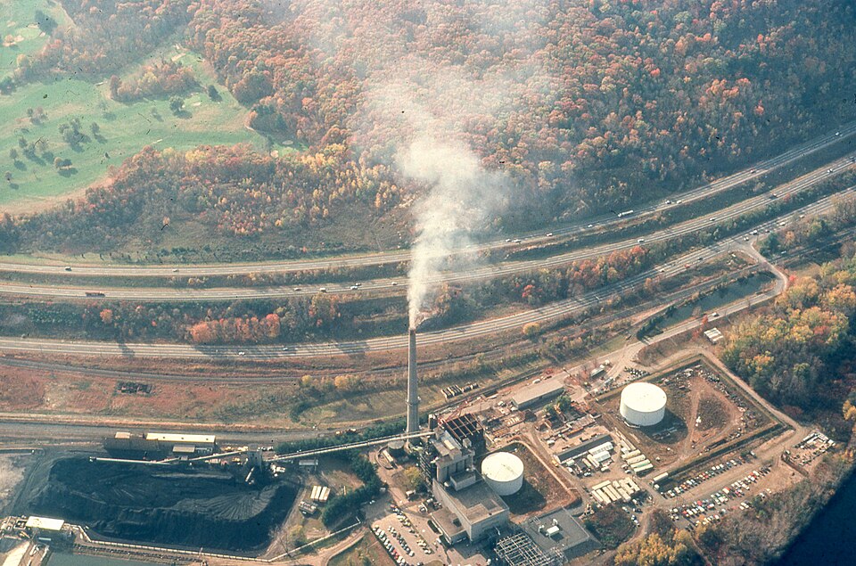 Mount Tom Power Plant from air, looking toward I-91 and Mount Nonotuck, with coal pile.jpg