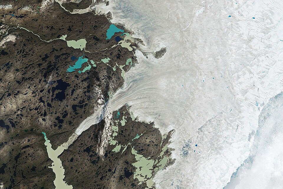 Greenland Ice Sheet Gets a Refresh (154793 - 821 lrg).jpg