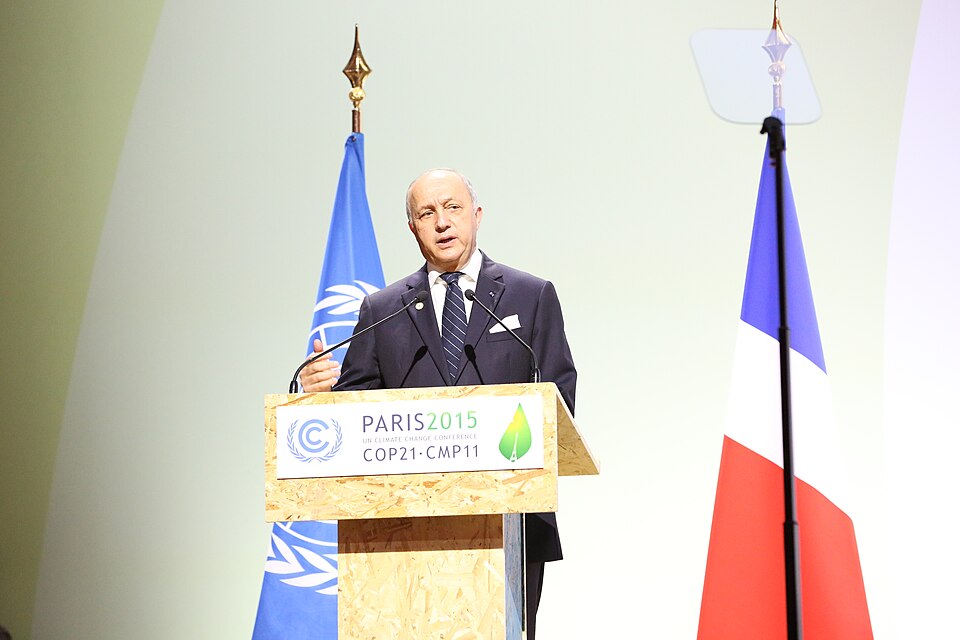 Incoming COP21 CMP11 President, Laurent Fabius addresses the COP21 opening plenary (23425291015).jpg