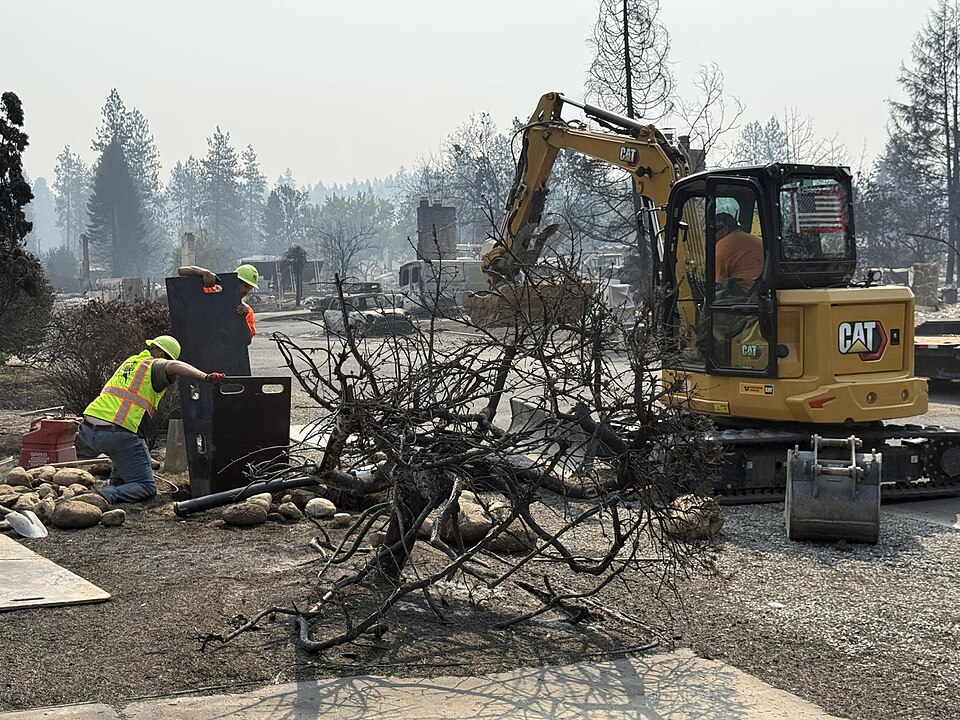 City of Spokane crew shutting off water in Olds Trail fire scar.jpg