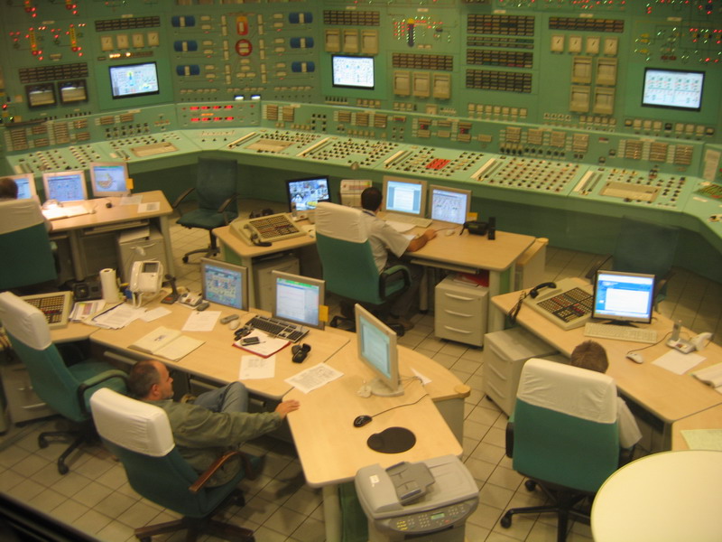 Paks Nuclear Power Plant Controlroom.jpg