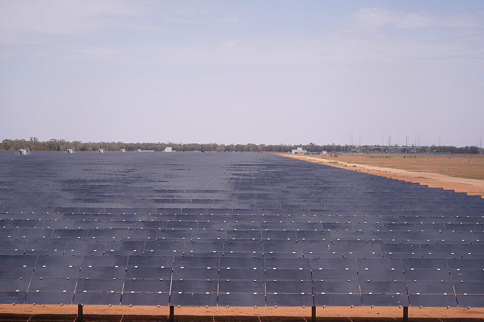 Nyngan Solar Plant Photo.jpg