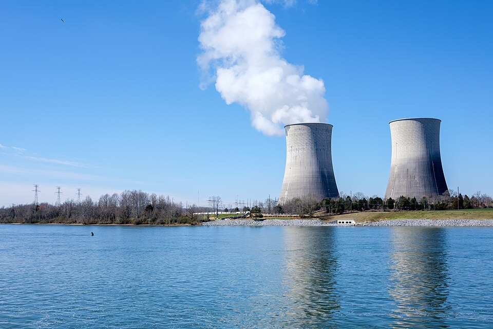 Watts Bar Nuclear Plant Cooling Towers (2) - Rhea County, Tennessee - March 15, 2015.jpg