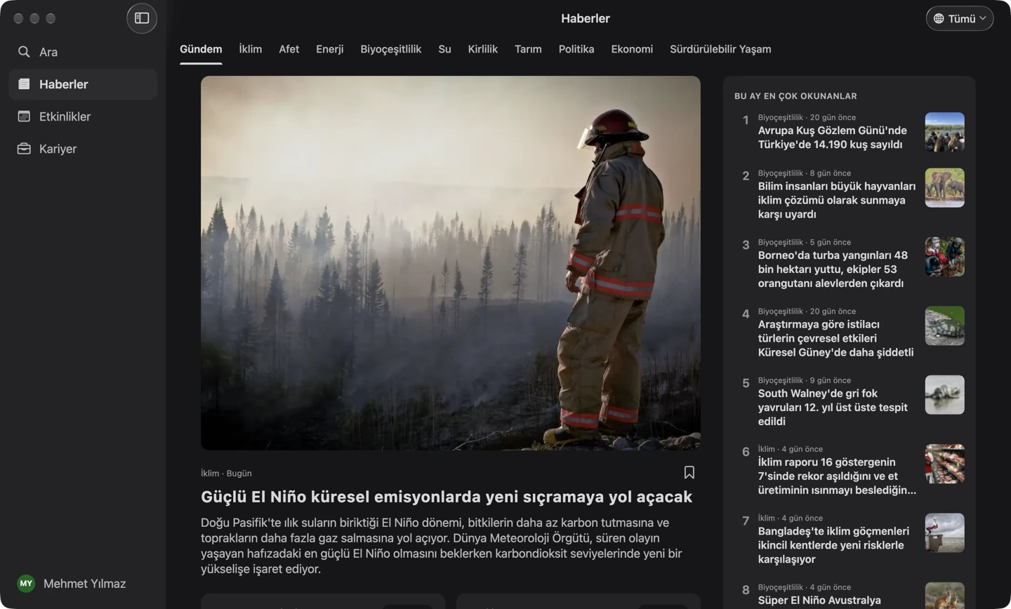 macOS'ta EnviroNews, yerleşik kenar çubuğuyla